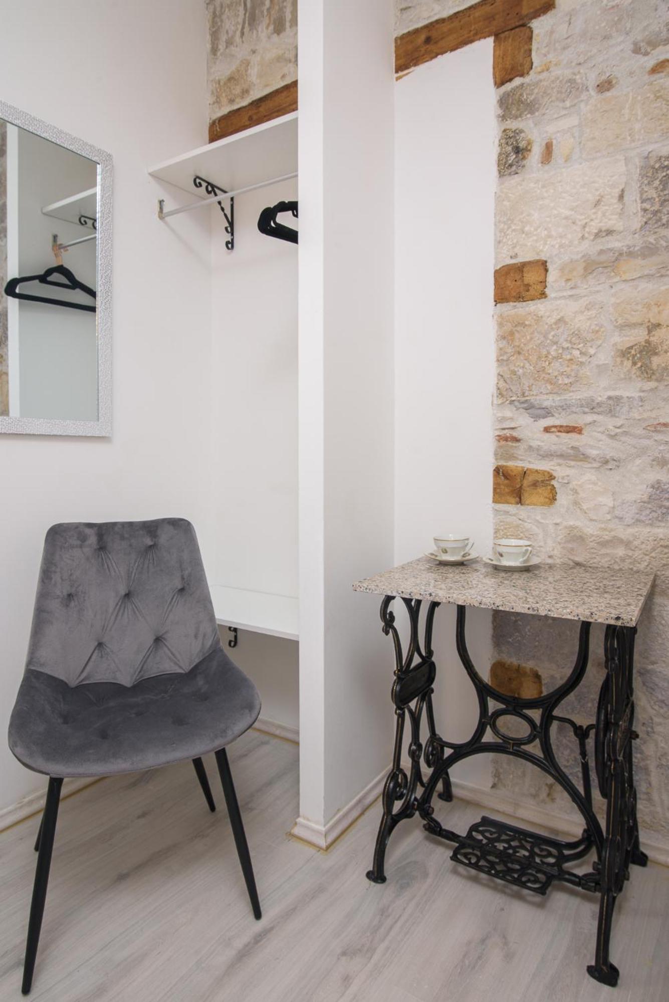 Rooms Bartul Trogir Luaran gambar