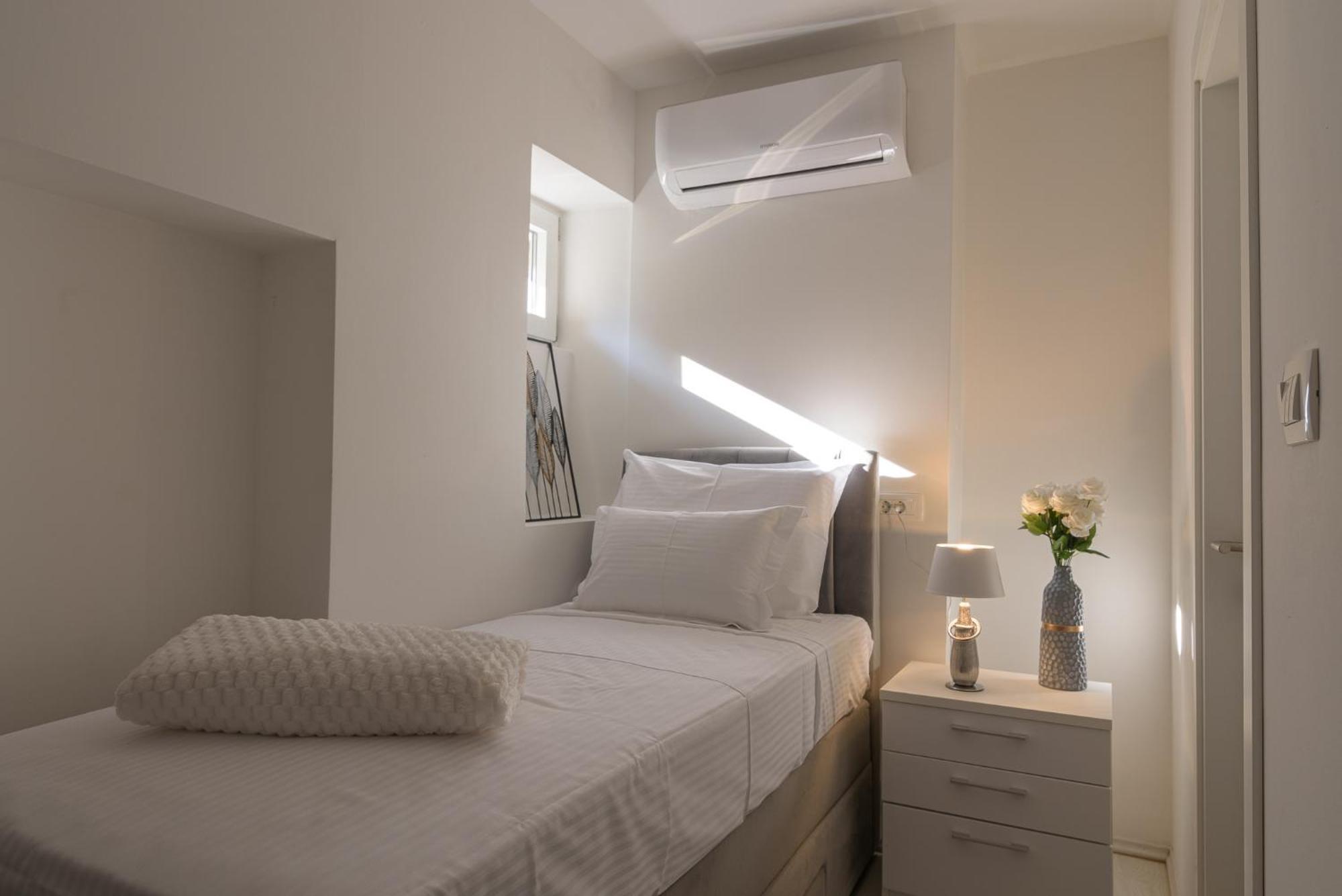 Rooms Bartul Trogir Luaran gambar